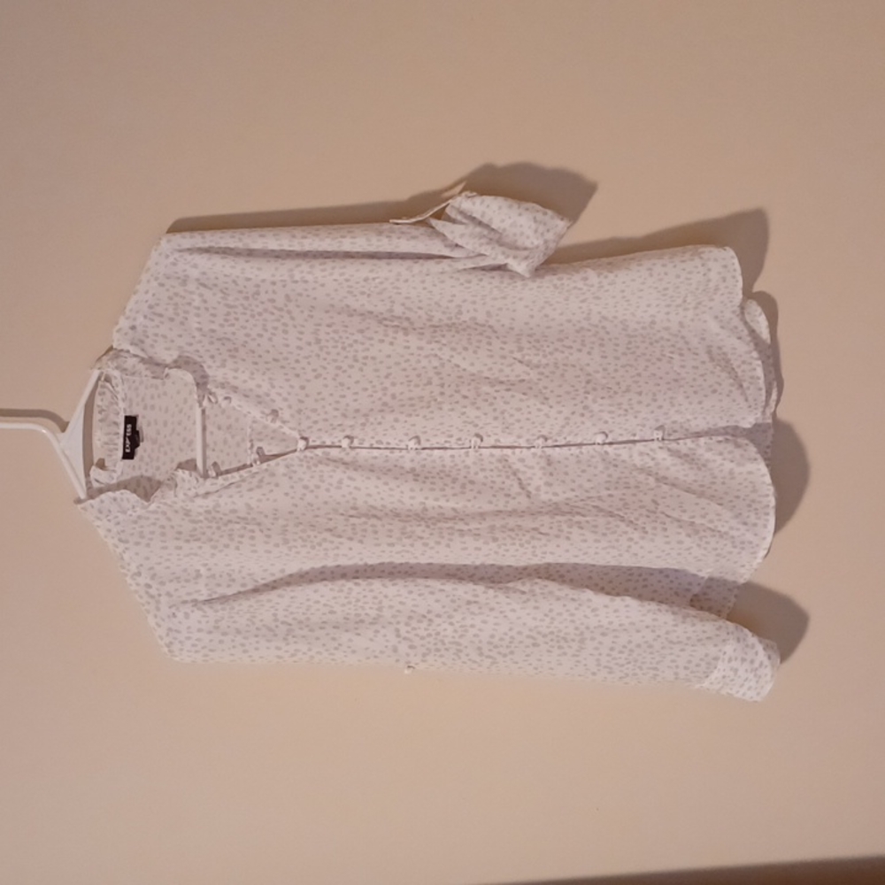 Express button down top